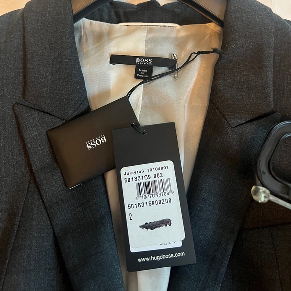 BOSS. HUGO BOSS. Juicyra3 Charcoal Grey Pant Suit Size 2 - Picture 6 of 14